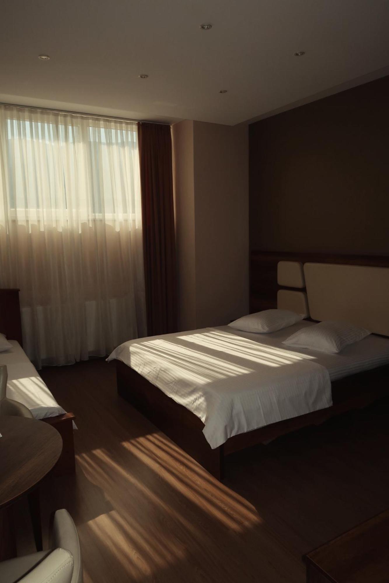 Hotel Antika Peje Dış mekan fotoğraf